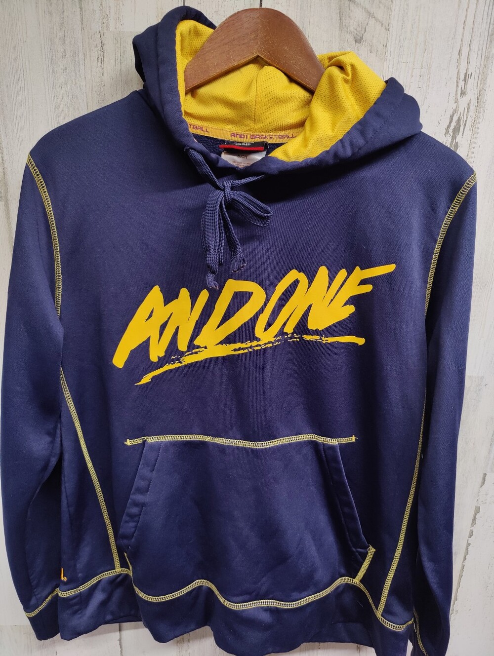 And1 Y2K Graphic Pullover Hoodie Men's Small Oversize Fleece Lined Basketball